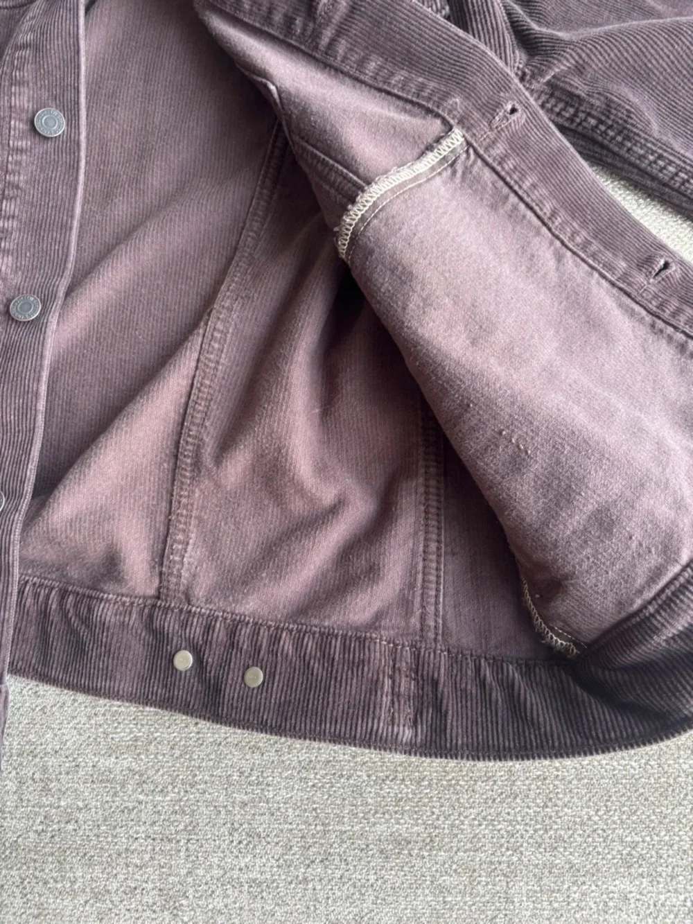 Levi's Dark Brown Corduroy Truck Jacket - Picture 12 of 14